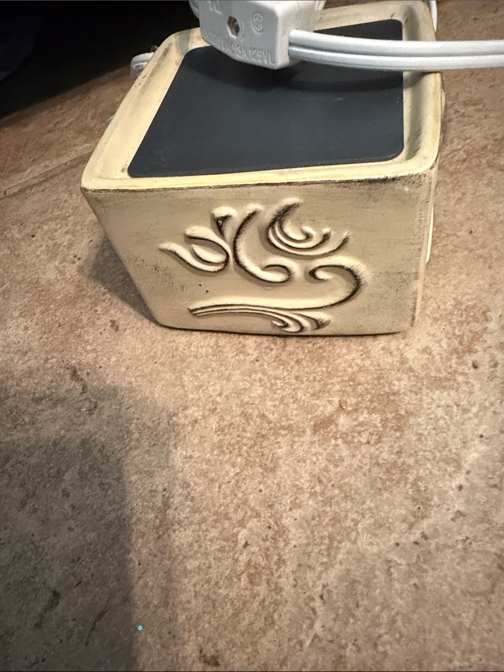 Scentsy Cream Decorative Ceramic Square Planter with Scroll Motif